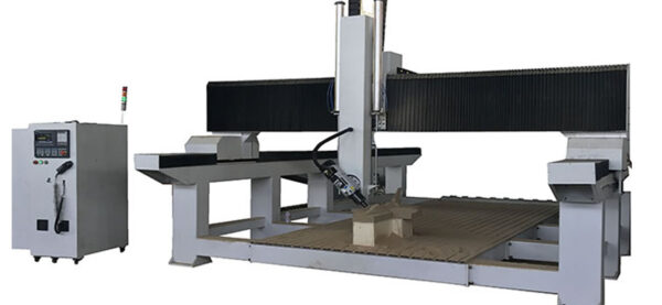 Router CNC a 4 assi