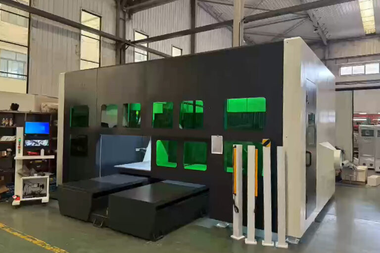 CNC Router Machines in Customized Signage Manufacturing 10 5-Axis CNC Router